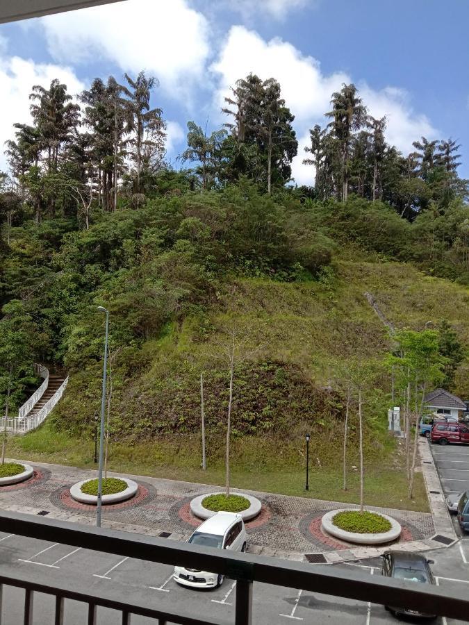 Galina Somersquare Goldenhills Aprt Pasar Malam Cameron Highlands Brinchang Exterior photo